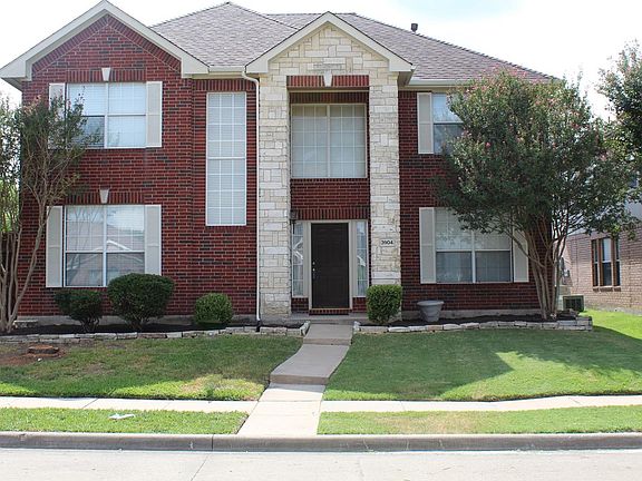 4th image of 3904 Acorn Ln #2