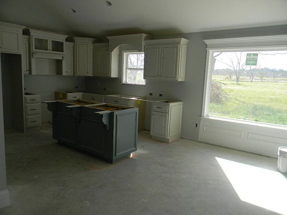 4th image of 3909 Medieval Ct