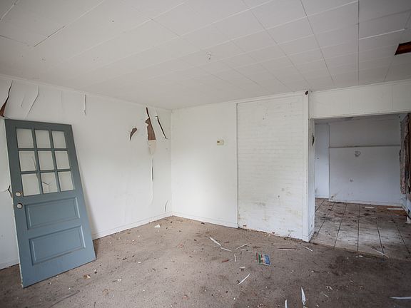 4th image of 424 N 22nd St