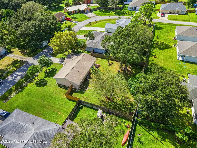 919 Quail St SE — Photo 25