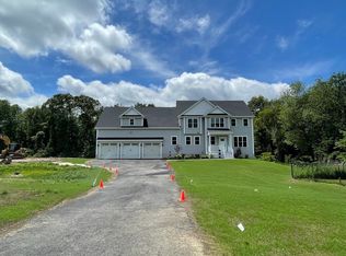 4 Box Mill Rd, Hopkinton, MA 01748