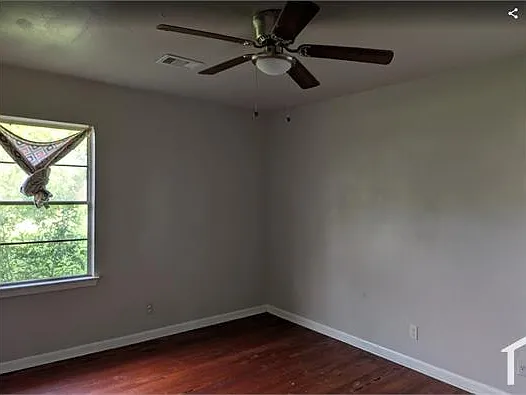 3 bed, 1064 sqft, $1,500 — Photo 2