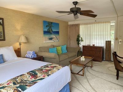 2947 Kalakaua Ave APT 503, Honolulu, HI, 96815