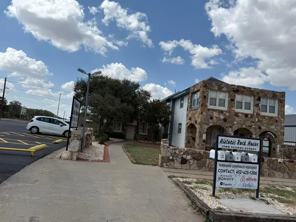 1308 Scurry St #A-b, Big Spring, TX 79720