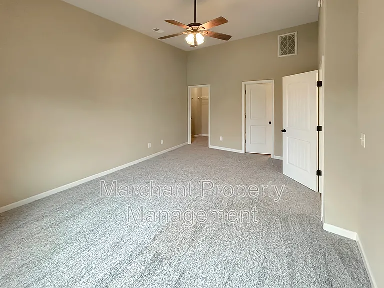 32 Governors Lake Way — Photo 19