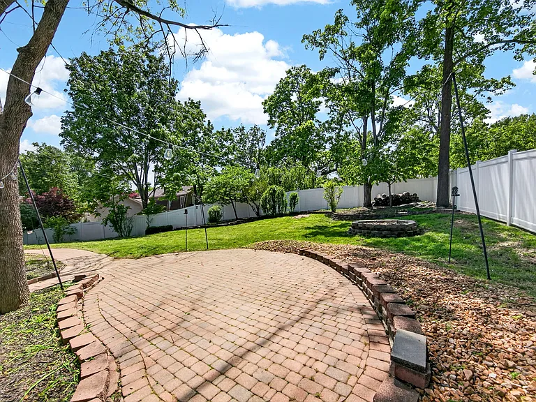 2019 Cedarmill Dr — Photo 34
