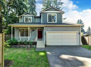 8331 NE 156th St, Kenmore, WA 98028
