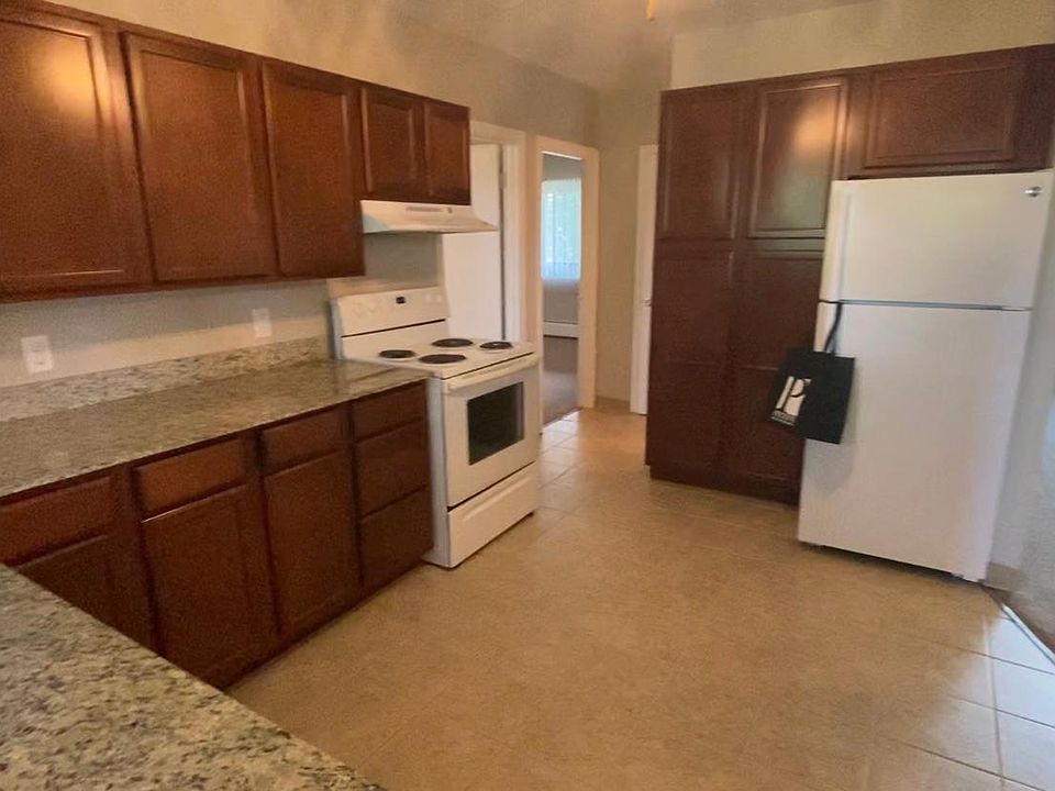 1st image of 470 Meshanticut Valley Pkwy #62
