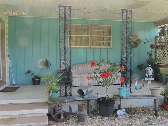3rd image of 619 N 46th Ave