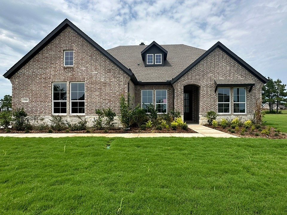 1st image of 390 Cobb Rd