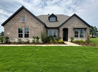 390 Cobb Rd, Leonard, TX 75452