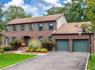 78 Timberline Dr, Wayne, NJ 07470