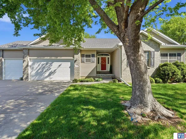 2250 Trevor Ct, Lincoln, NE 68512