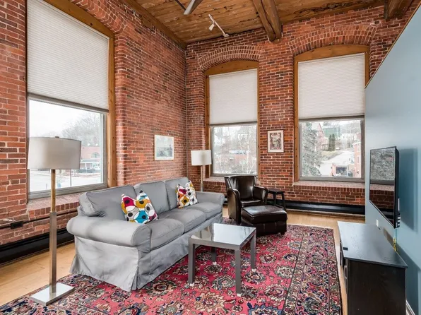 125 Main Street #72, Newmarket, NH 03857