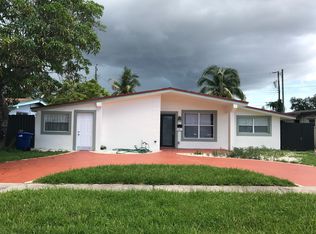 581 NE 175th St, North Miami Beach, FL 33162