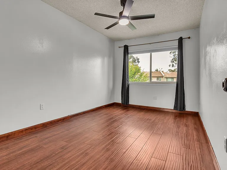 1428 Camelot Dr — Photo 26