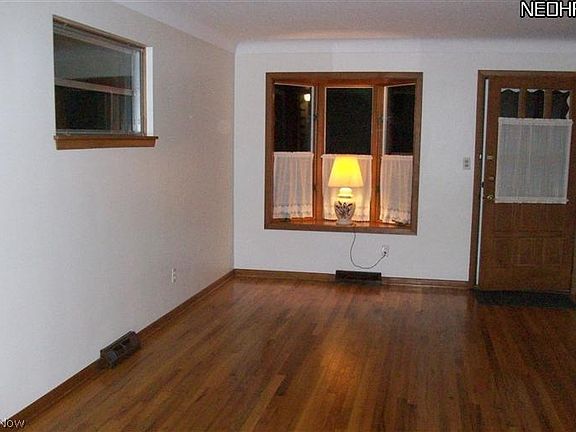 2nd image of 130 Englewood Dr