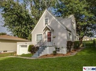 2141 S 49th St, Omaha, NE 68106