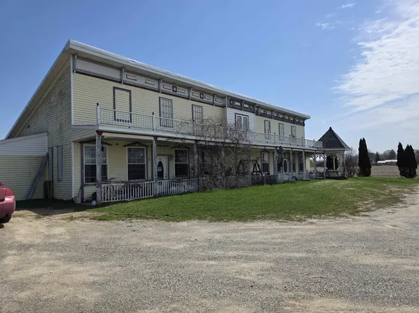 278 N Croswell Rd, Croswell, MI 48422