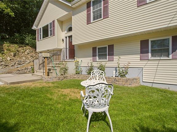 4th image of 37 Gem St