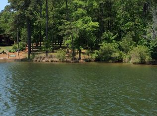 316 Commonwealth Dr, Ninety Six, SC 29666