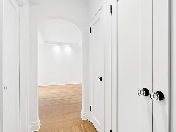 5th image of 299 W 12th St APT 11A