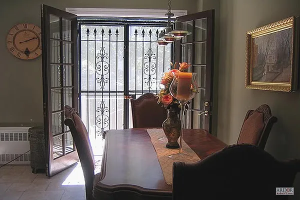 Sold by ArdorNY | media 1