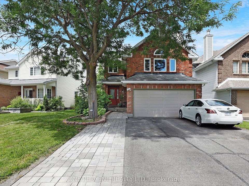 1st image of 59 Woodford Way