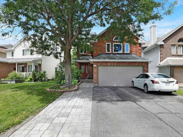 59 Woodford Way, Ottawa, ON K2J 4B5