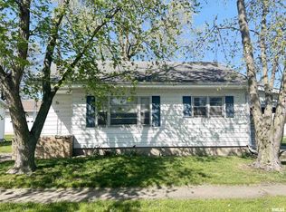 443 E Gridley St, Bushnell, IL 61422