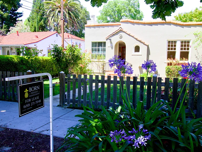 212 Gilbert Ave — Photo 32