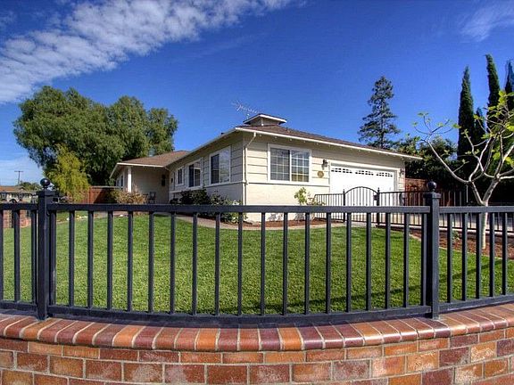 5th image of 3542 Emmett Pl