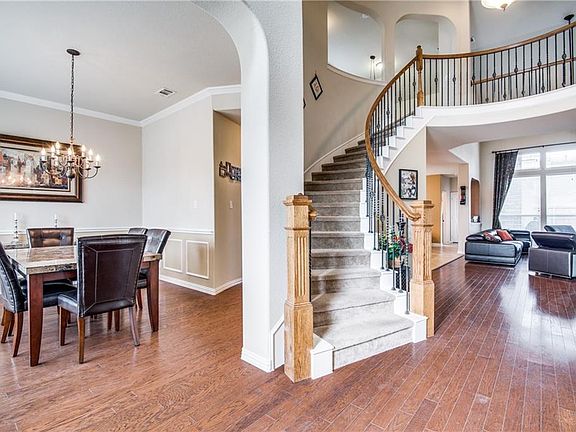 3rd image of 13080 Sherbrooke Dr
