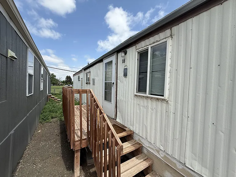 Stonecrest Rentals — Photo 12