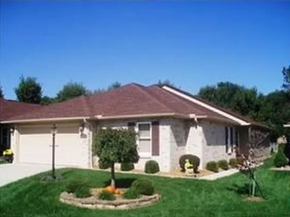 1107 Oakbridge Dr, Hurricane, WV 25526