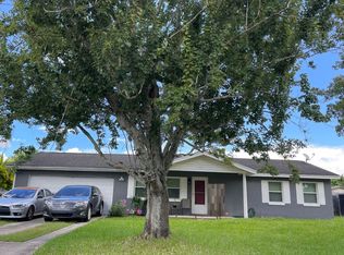 301 Gardenia Rd, Kissimmee, FL 34743