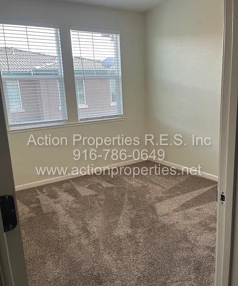 2308 Las Palomas Loop — Photo 10