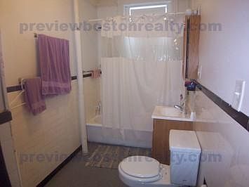 2nd image of 1375 Commonwealth Ave #T9