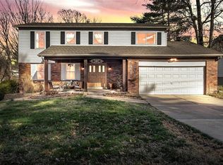 97 Strecker Rd, Ballwin, MO 63011