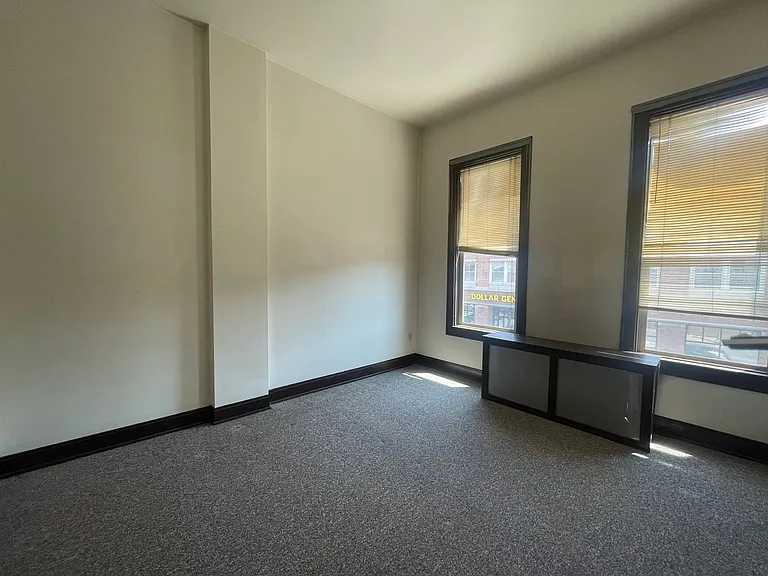 632 W Historic Mitchell St — Photo 3