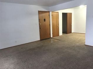 2310 Frank Scott Pkwy W APT 6, Belleville, IL