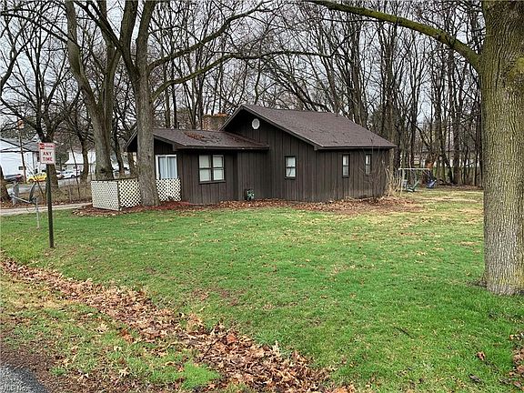 2nd image of 431 W Willowview Dr