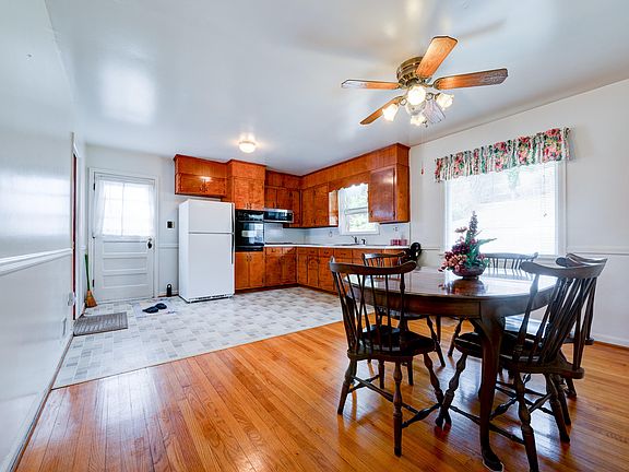 4th image of 942 Lauderdale Ave