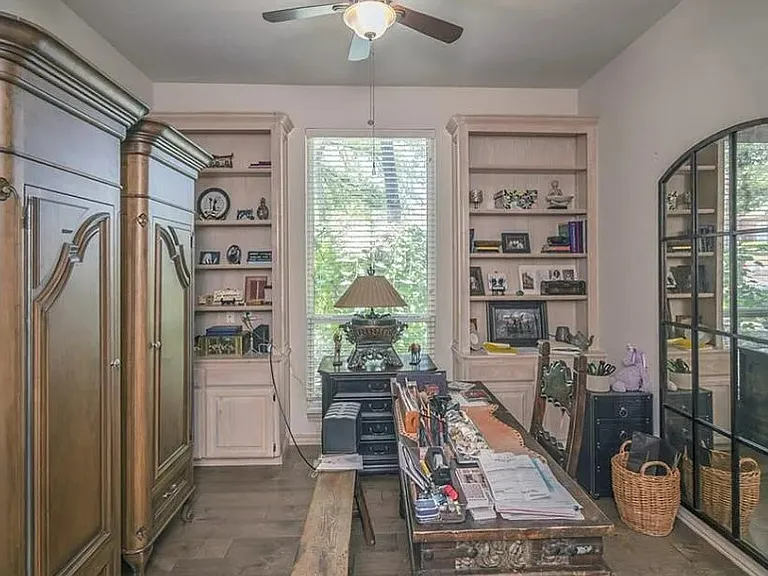 716 Fox Bend Trl — Photo 9
