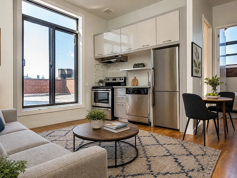 96 Dupont St #4L — Photo 6