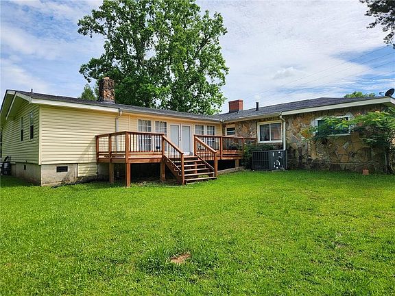 3rd image of 110 Gum Creek Rd