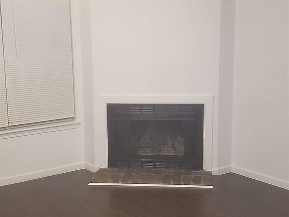2nd image of 1320 Piney Grove Rd APT 9B