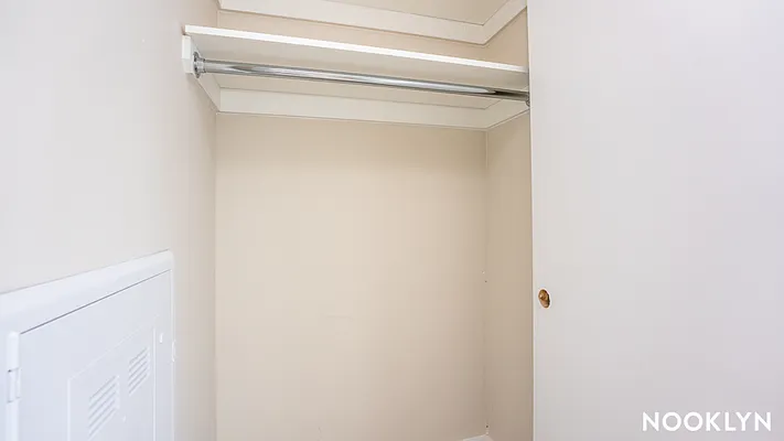 Rented by Nooklyn NYC LLC | media 21