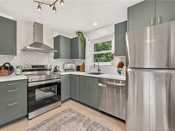3rd image of 101 Somerset Dr