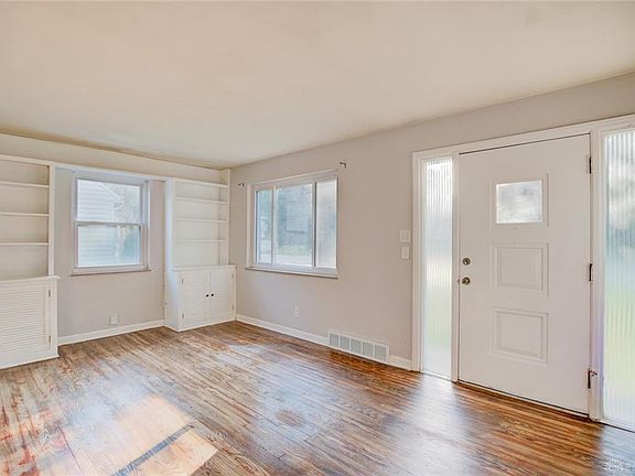 5th image of 3234 Regent St